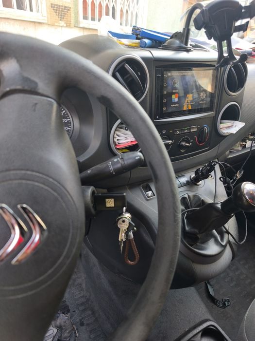 Citroën Berlingo 1.6 Turbo • 3 Lugares • 2014