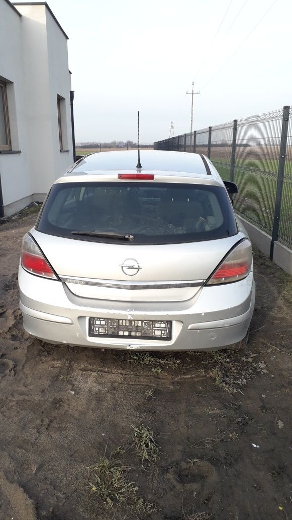 Opel Astra H III 2010r  1.6 115 km kod lakieru Z176  części