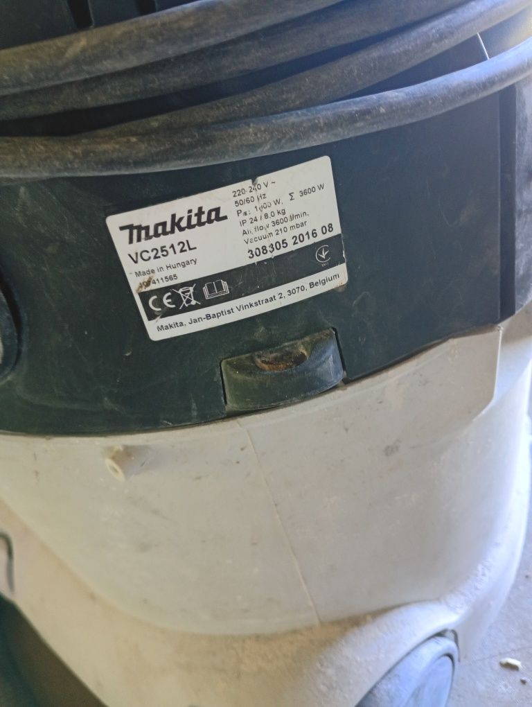 Makita VC2512L odkurzacz