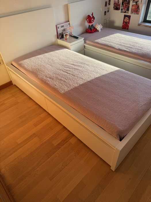 Cama malme com colchao