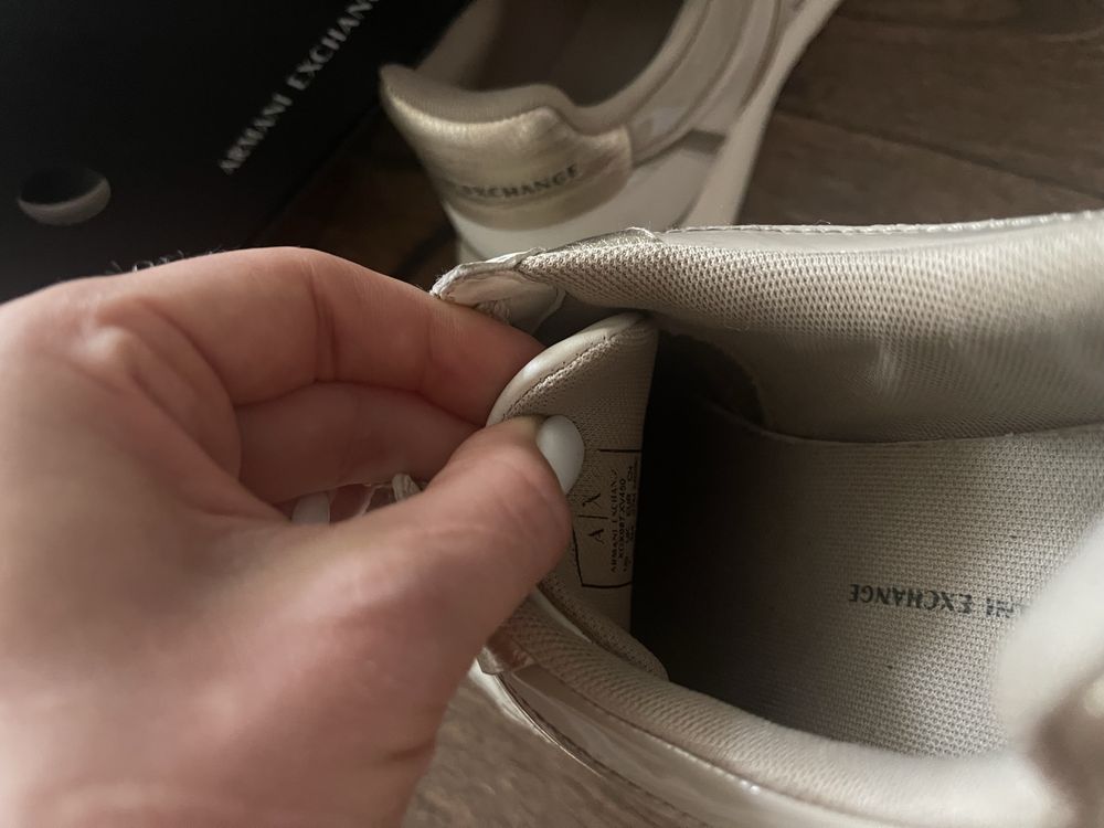Продам кроссовки Armani! Оригинал! Недорого! Коробка!Полный комплект!