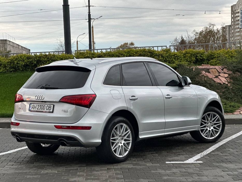 Audi Q5 3.0 S line