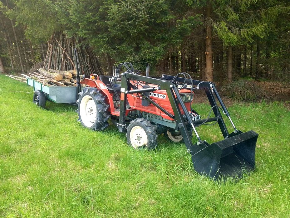 Minitraktor Yanmar YM1610D ładowacz czołowy