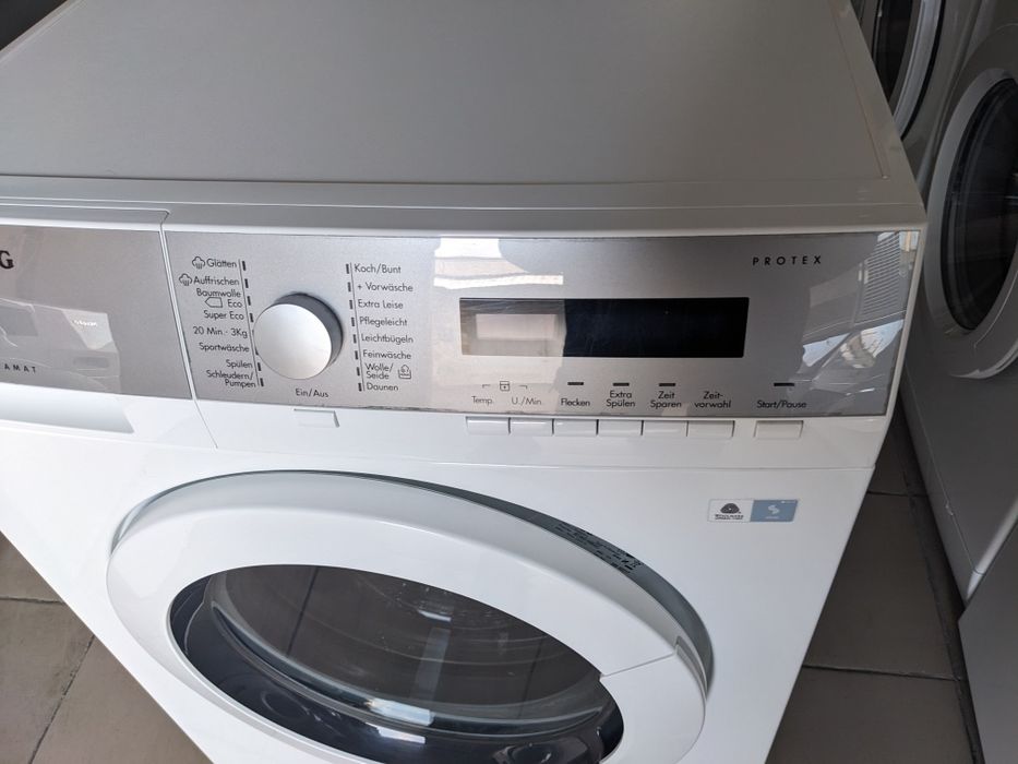 Пральна машина AEG Lavamat 8 kg з функцією Пар Б/В