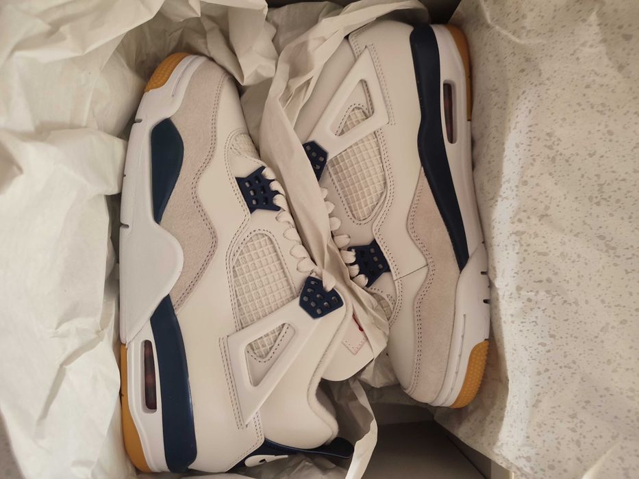 Air Jordan 4 SB Navy