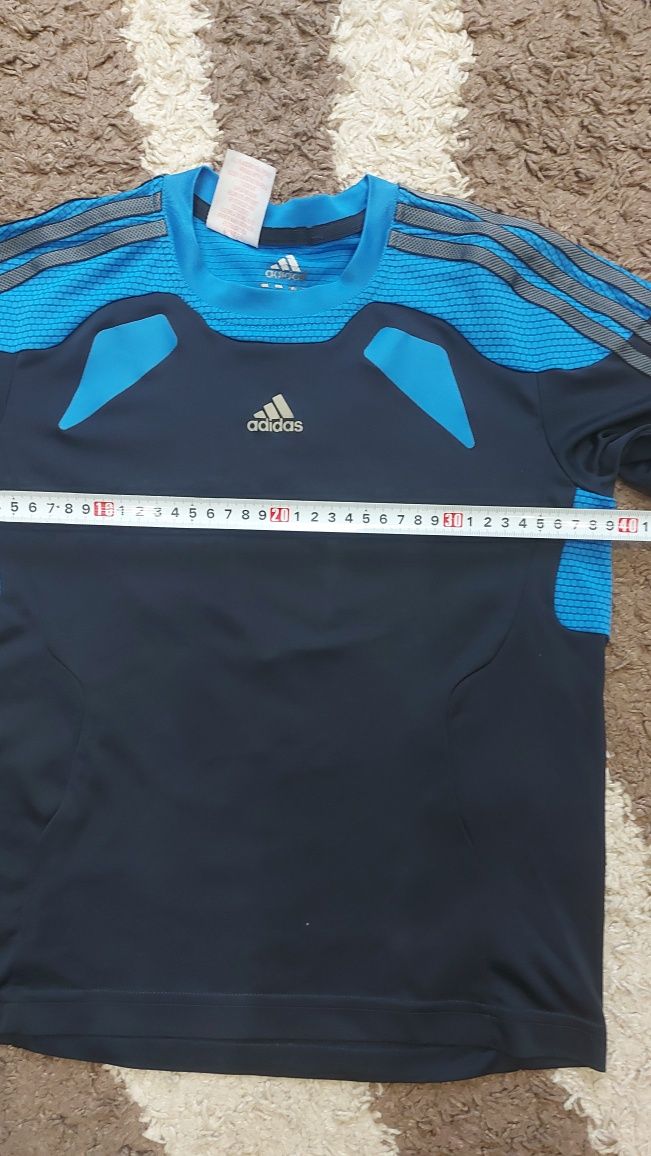 Продам футболку  Adidas