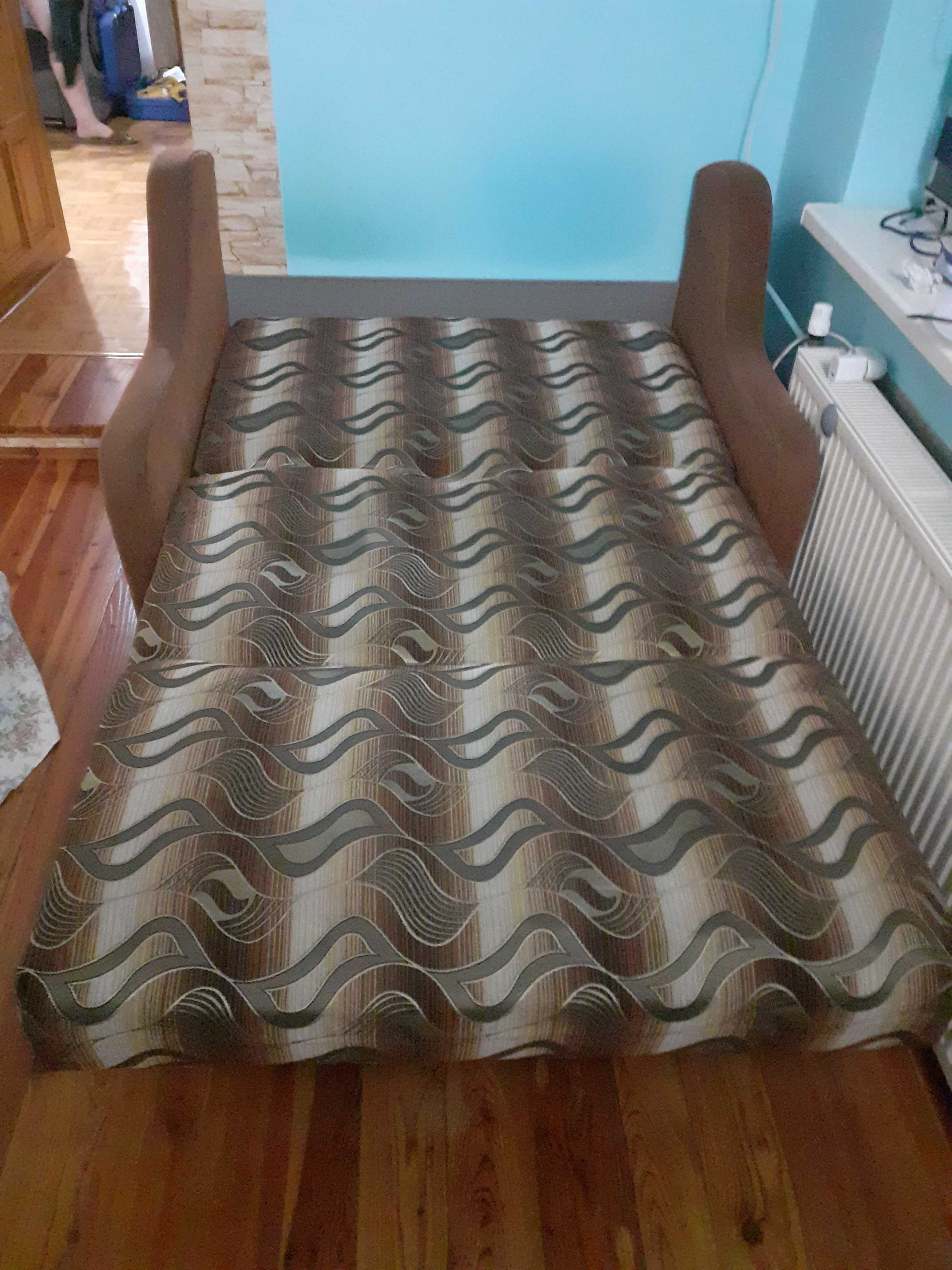 Sofa dwuosobowa rozkładana 2sztuki