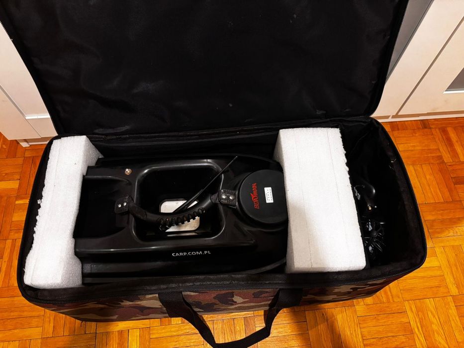 Boatman łódka zanętowa Actros  eho+GPS