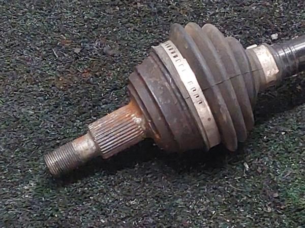 Transmissão frente esquerda AUDI A3 (8L1)