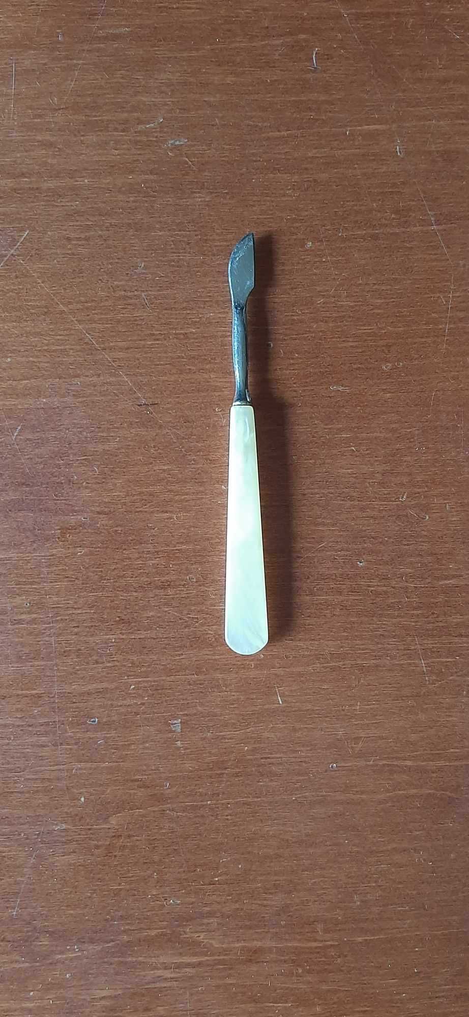 Kopytko do odsuwania skórek paznokci | vintage