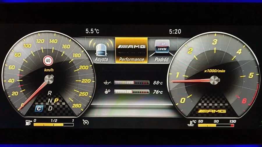 AMG Menu Mercedes-Benz Carplay Android Auto Konwersja USA Adblue Chip