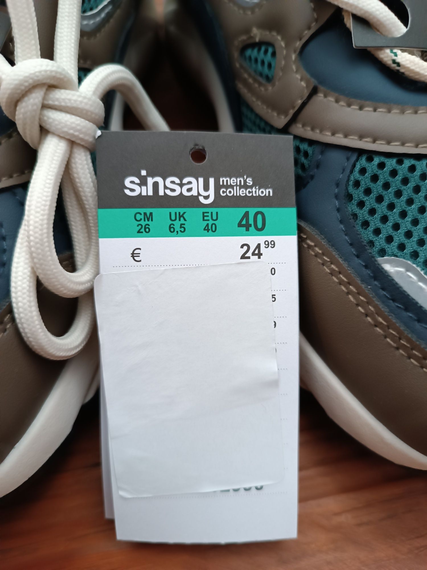 Нові кросівки Sinsay 40 розміру