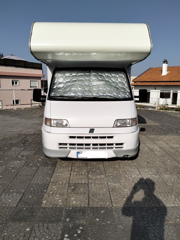 Fiat Ducato 2.5TDI  6 Lugares muito estimada