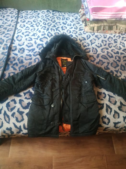 Аляска куртка черная