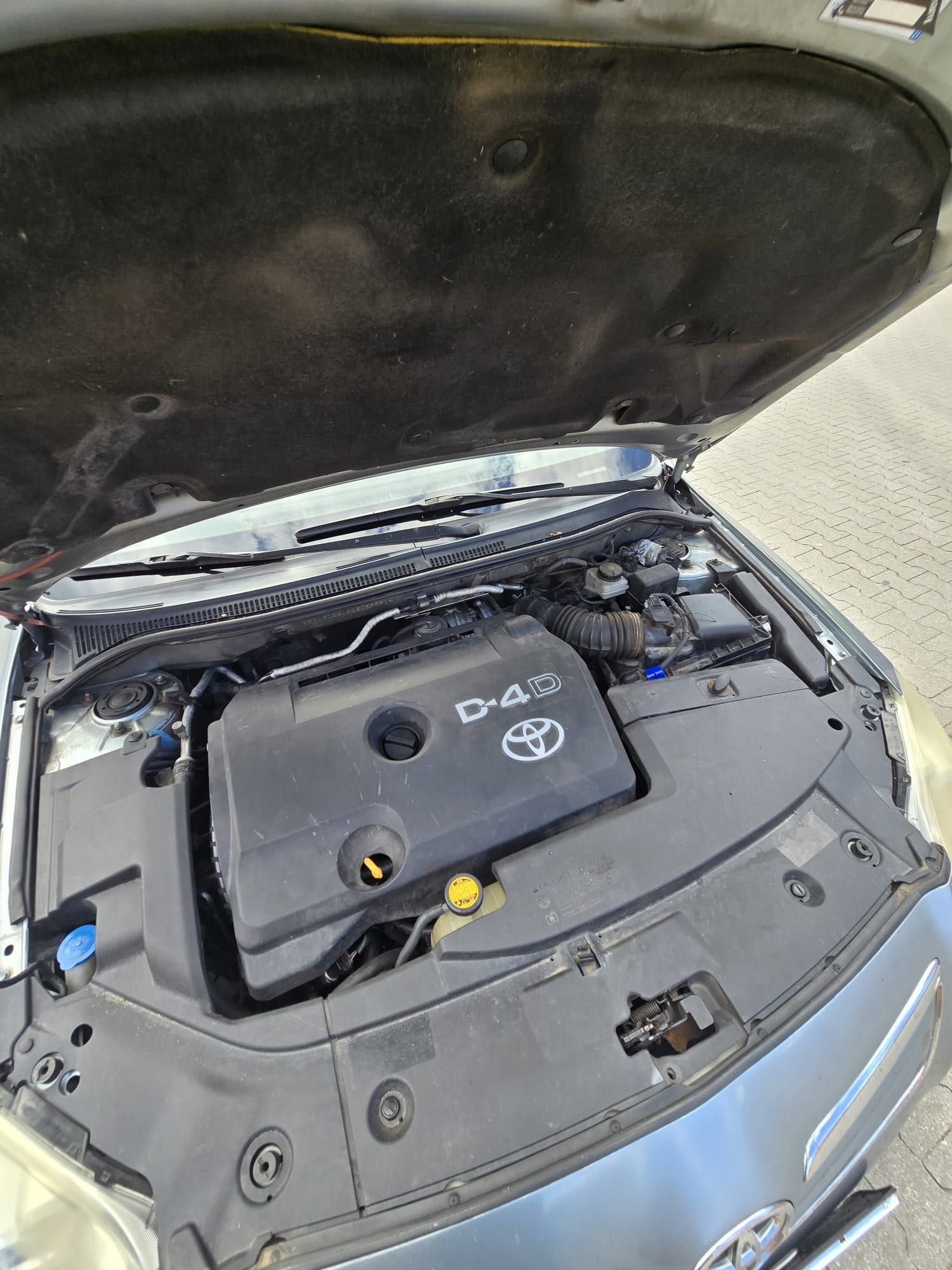 Toyota Avensis  2-0D4D