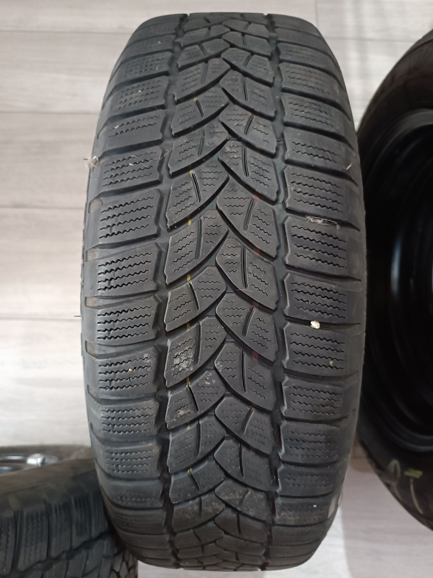 Koła opony zimowe Firestone 185/60 R15