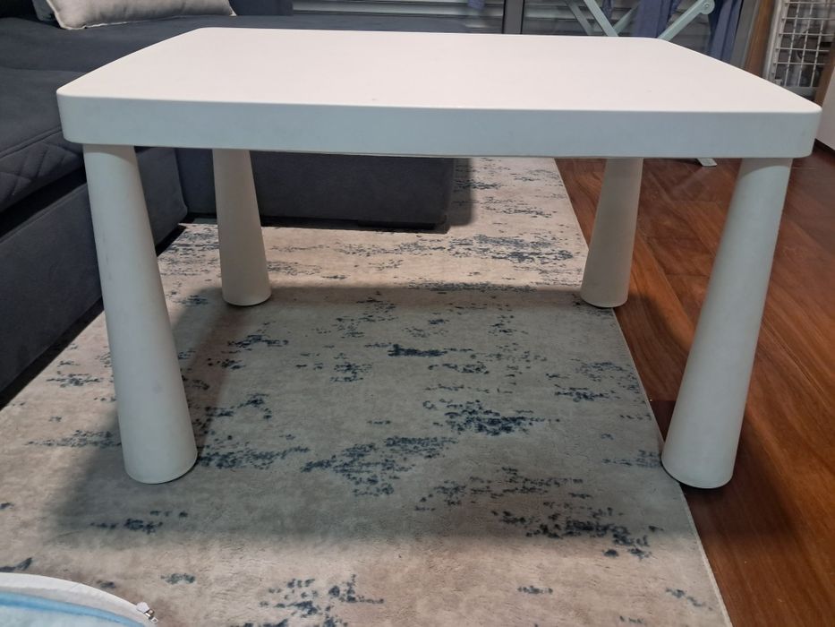 Mesa e cadeira infantil ikea