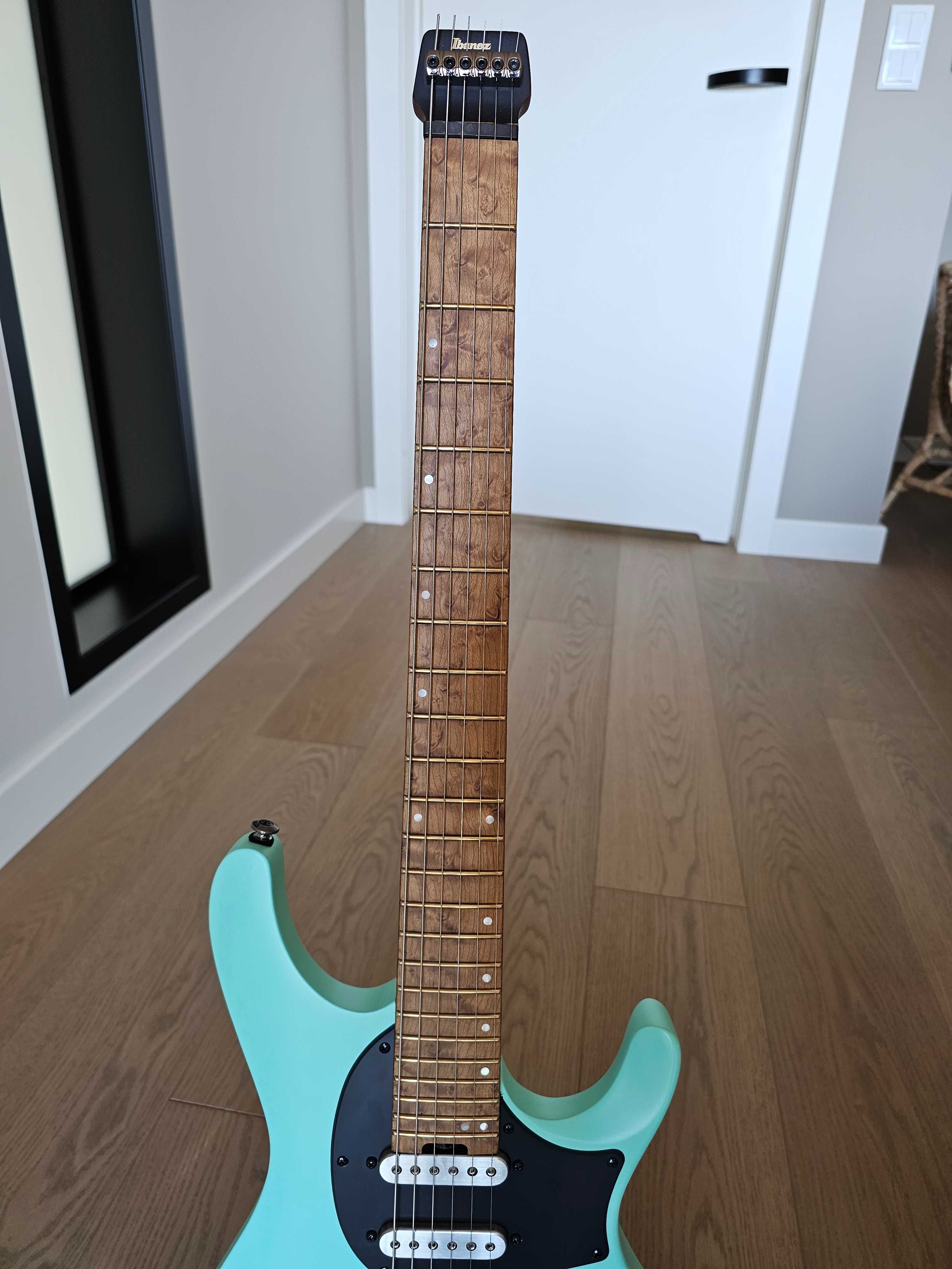 Gitara elektryczna Ibanez Q54-SFM Quest Headless Sea Foam Green Matte