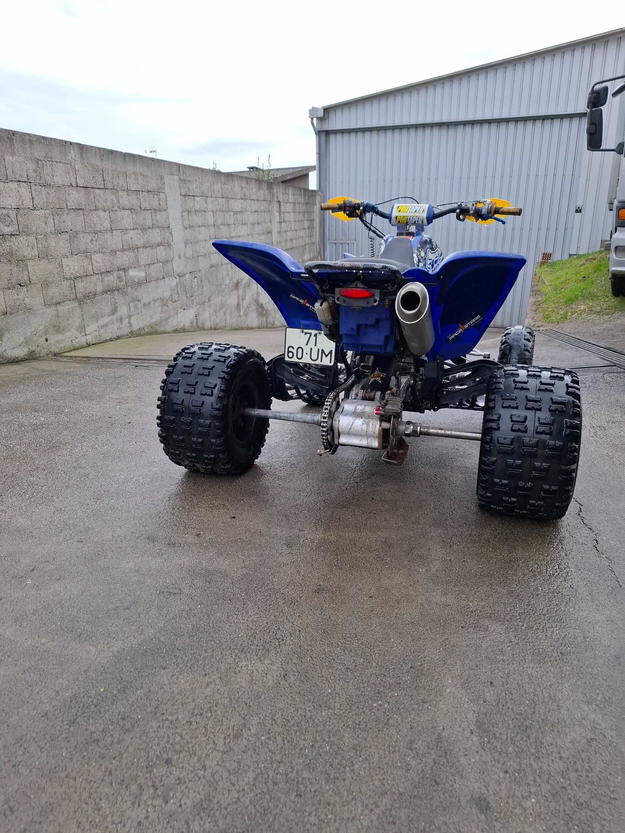 Yamaha Raptor 660r