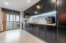 Apartamento T2 Renovado Com Varanda E Garagem Box, Em Oliv. De Azem...
