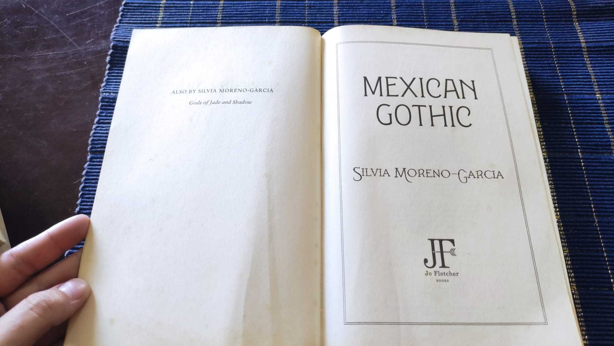 Livro "Mexican Gothic", Silvia Moreno-Garcia