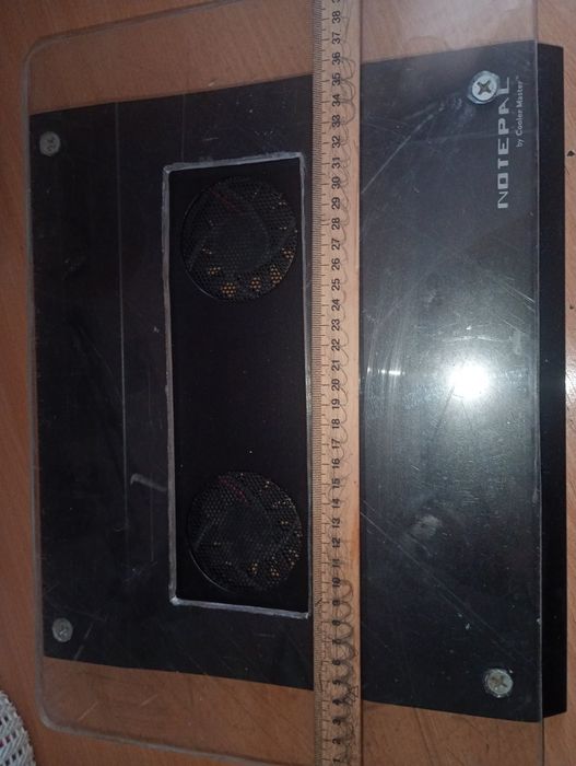 Підставка под ноутбук