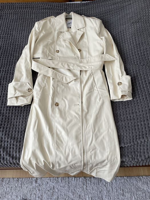 Плащ zara, молочний, шкірзам