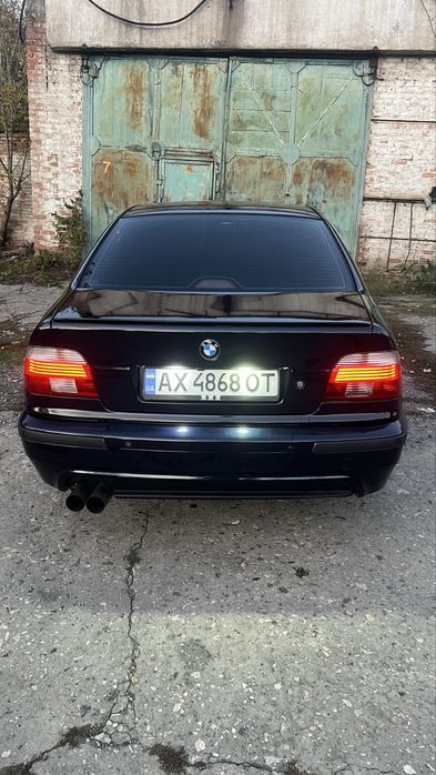 Продам BMW e39 2000 год