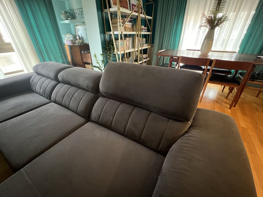 Sofa chaise-long cinzento