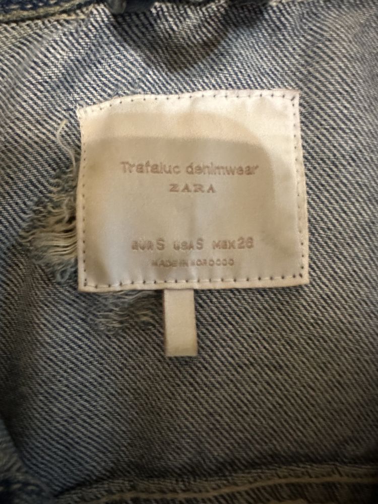 Джинсова  куртка Zara, подовжена  розмір S
