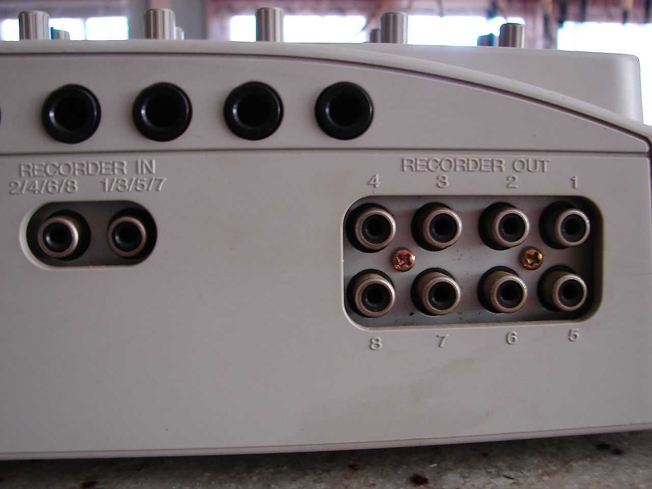 Mesa de Som Digital Fostex DMT 8 VL