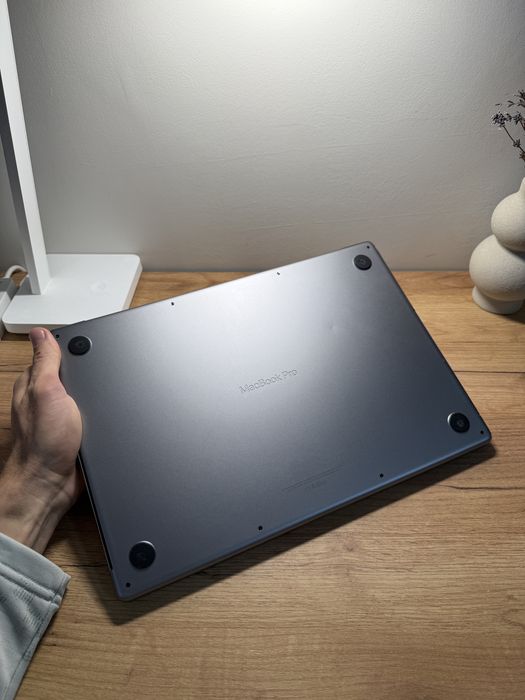 MacBook Pro 16 2021 32GB RAM 1TB SSD акумулятор 100%