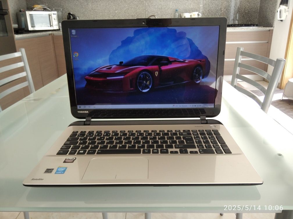 Toshiba Satélite L50-B-2GA  Core i3