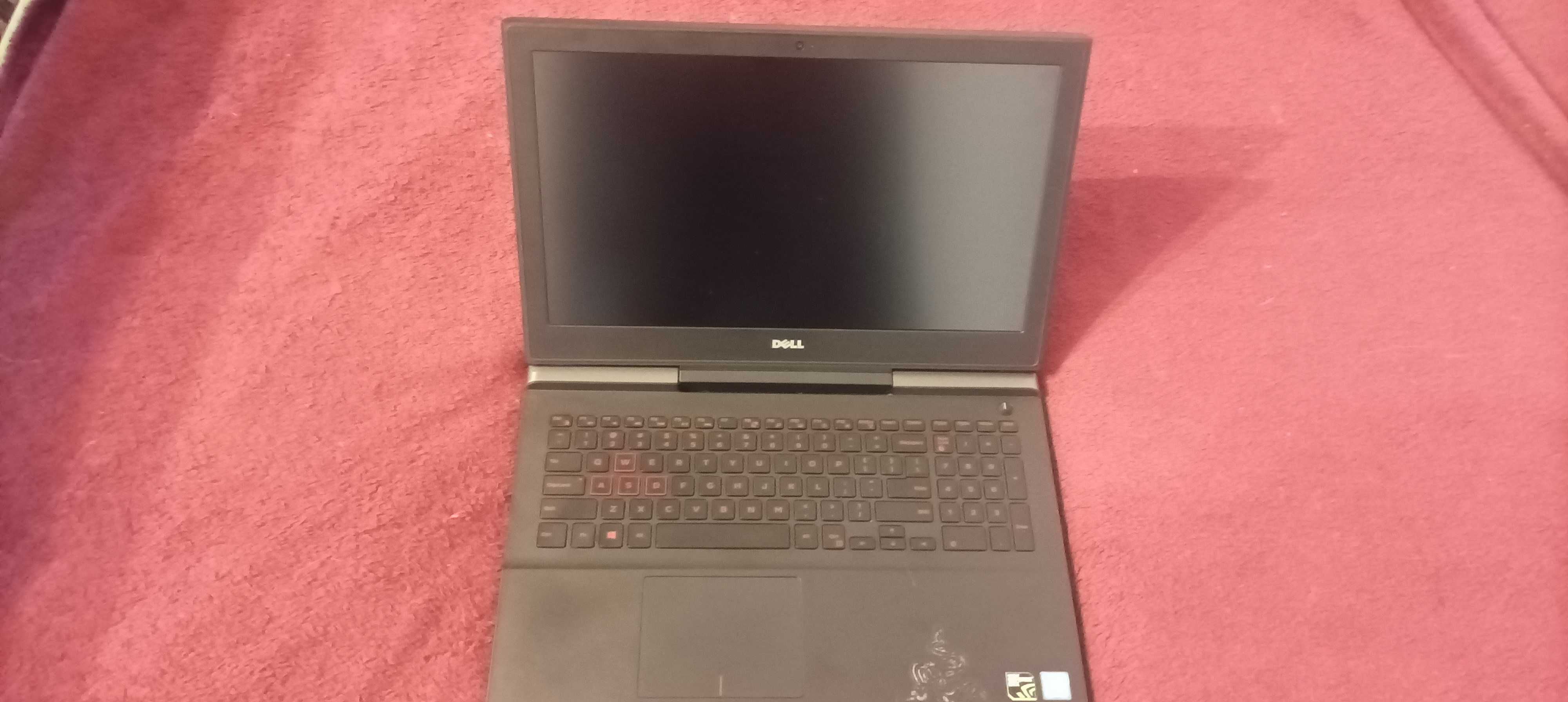 Ноутбук Dell Inspiron 15