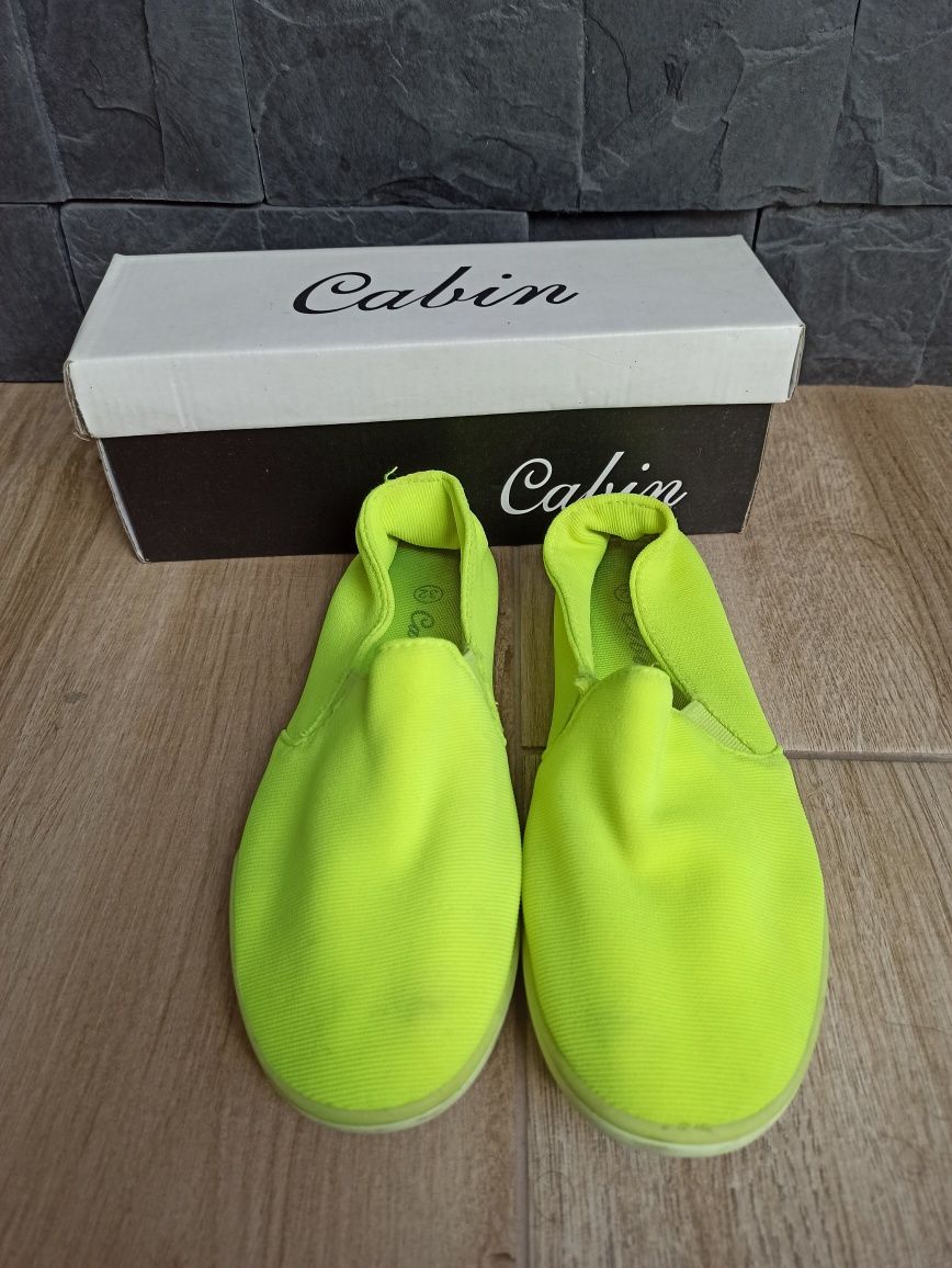 Neonowe tenisówki slip on 32