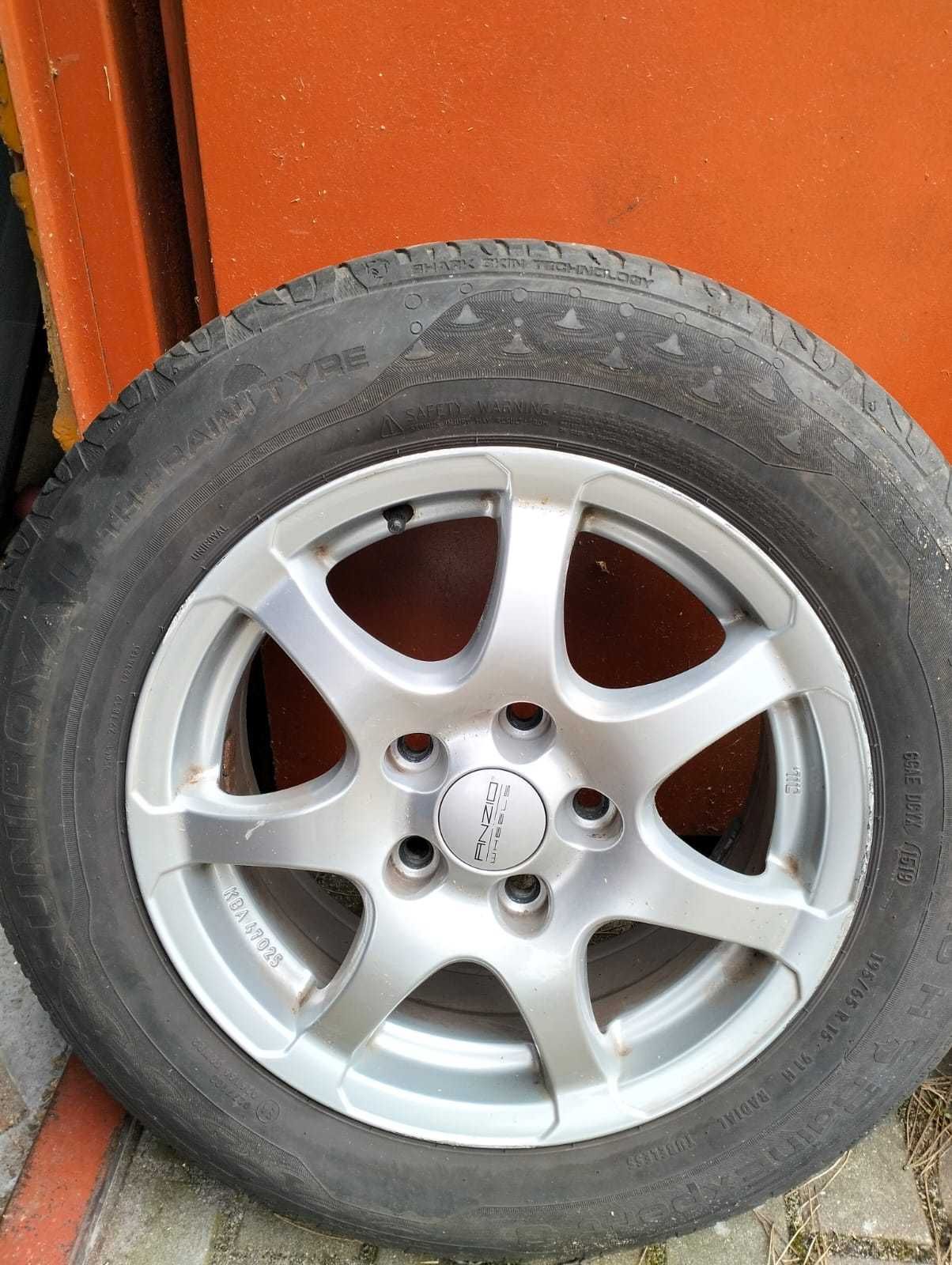 Alufelgi Anzio/Opony Uniroyal Rainexpert3 195/65 r15 (i30,ceed) 4 szt.