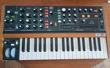 Syntezator Behringer Poly D