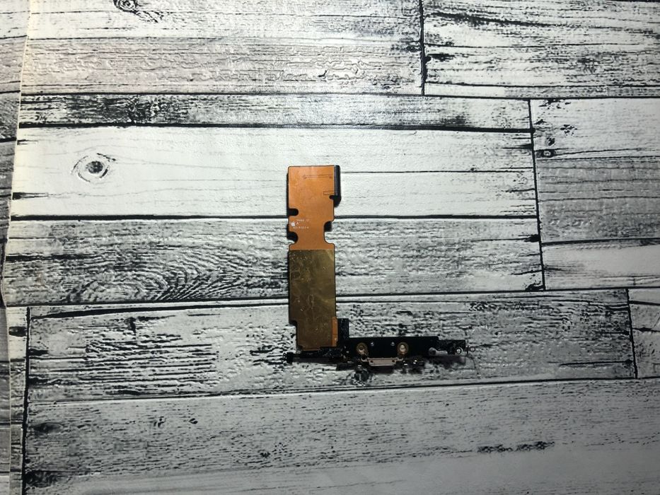 Плата шлейф зарядки iPhone 8 plus