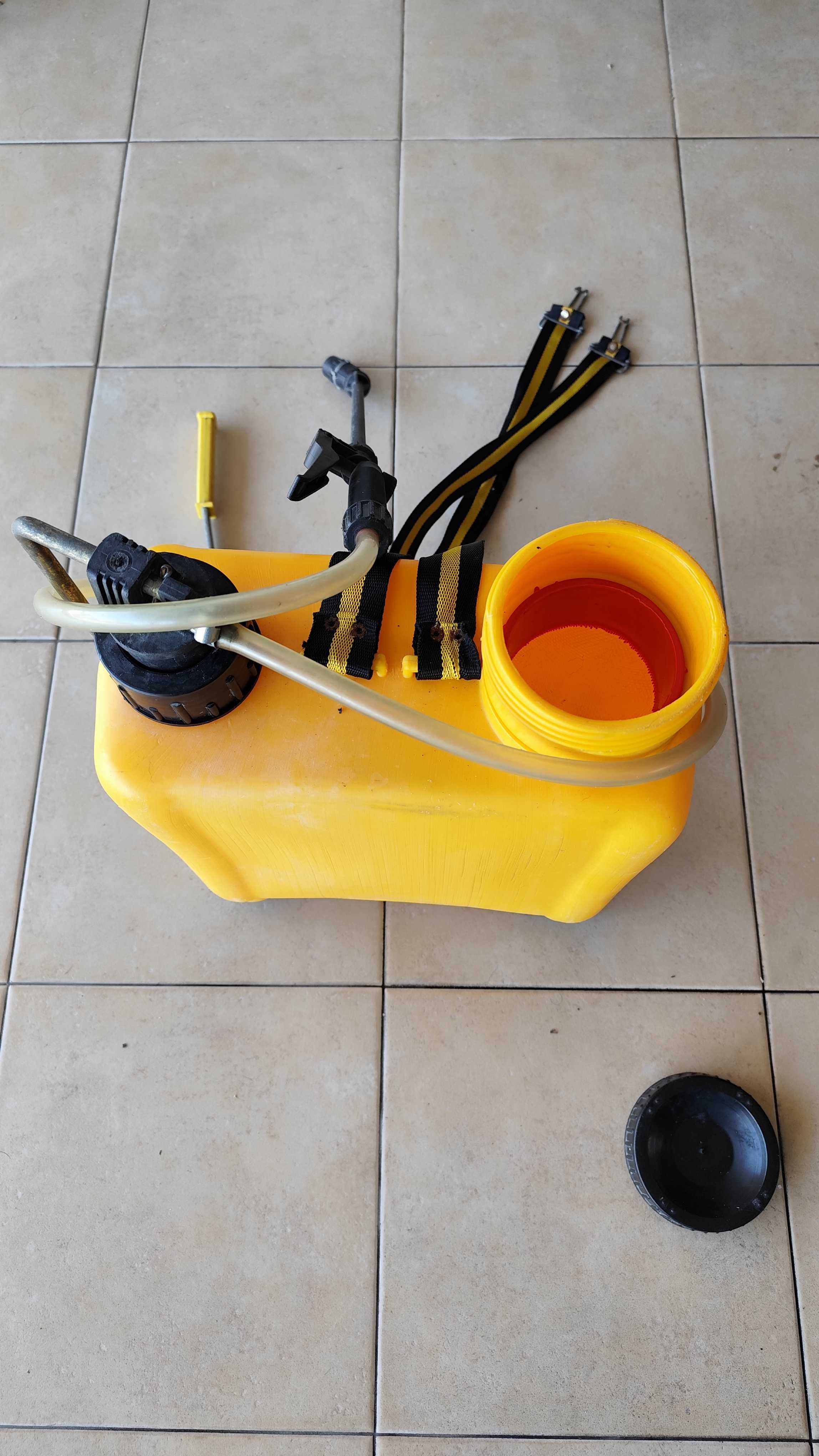 Pulverizador manual (2) LENA 20lts