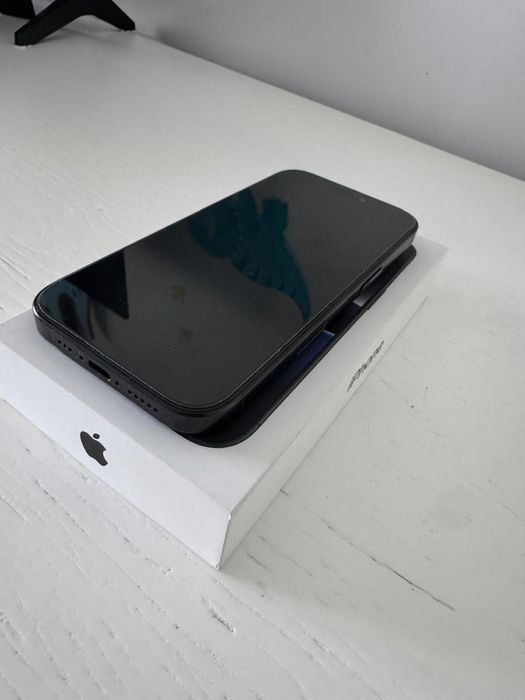 Iphone 16 Pro 128gb black Titanium c/bateria a 100%