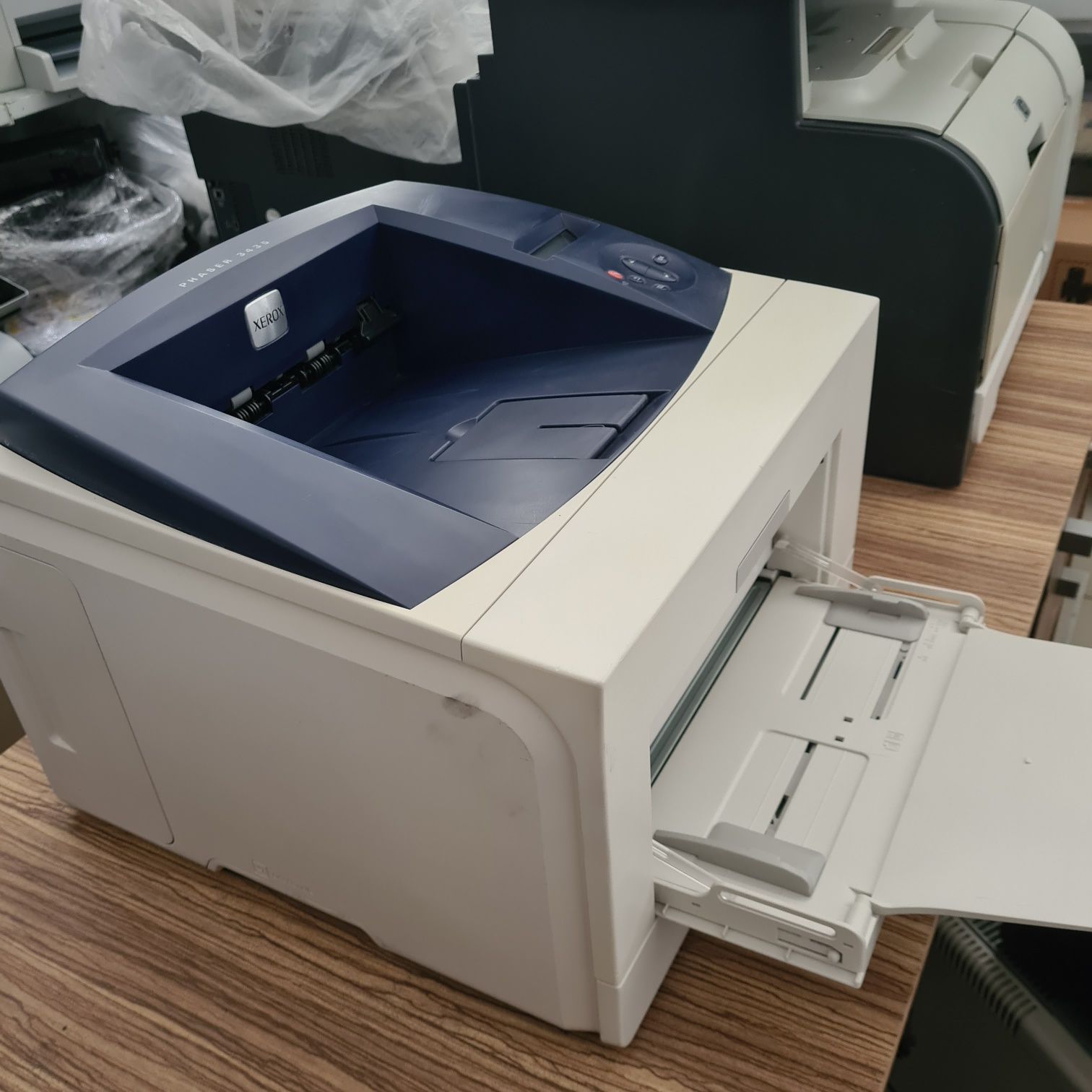 Лазерный принтер Xerox Phaser 3435.