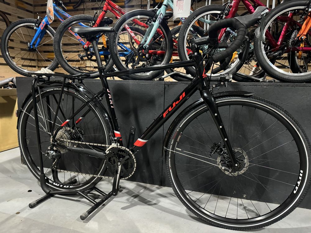 Rower Gravel 28 Fuji Jari 2.1 LTD rama 55,5 cm Raty 0 %