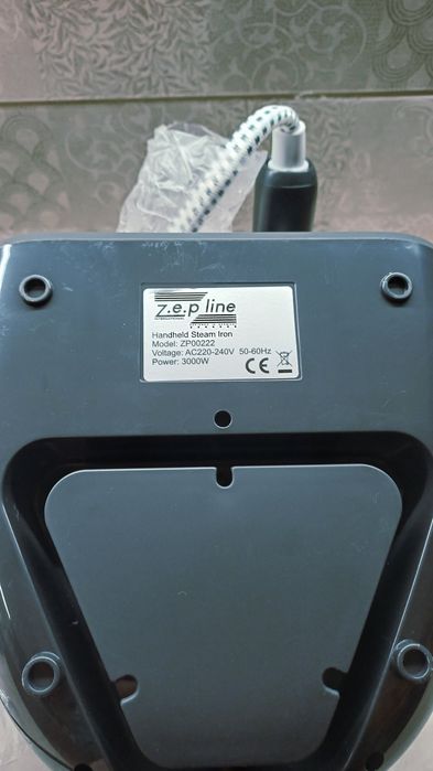 Нова Ручна парова праска Zepline ZP-00222