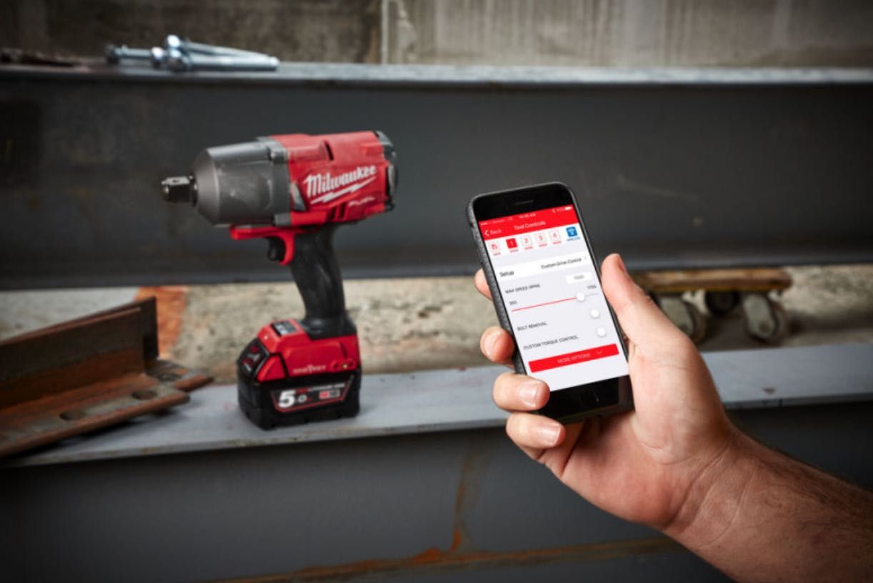 Гайковерт MILWAUKEE 3/4" (2034Нм) M18 FUEL ONEFHIWF34-0 ONE-KEY