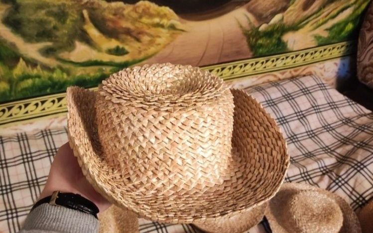 Солом'яні капелюхи