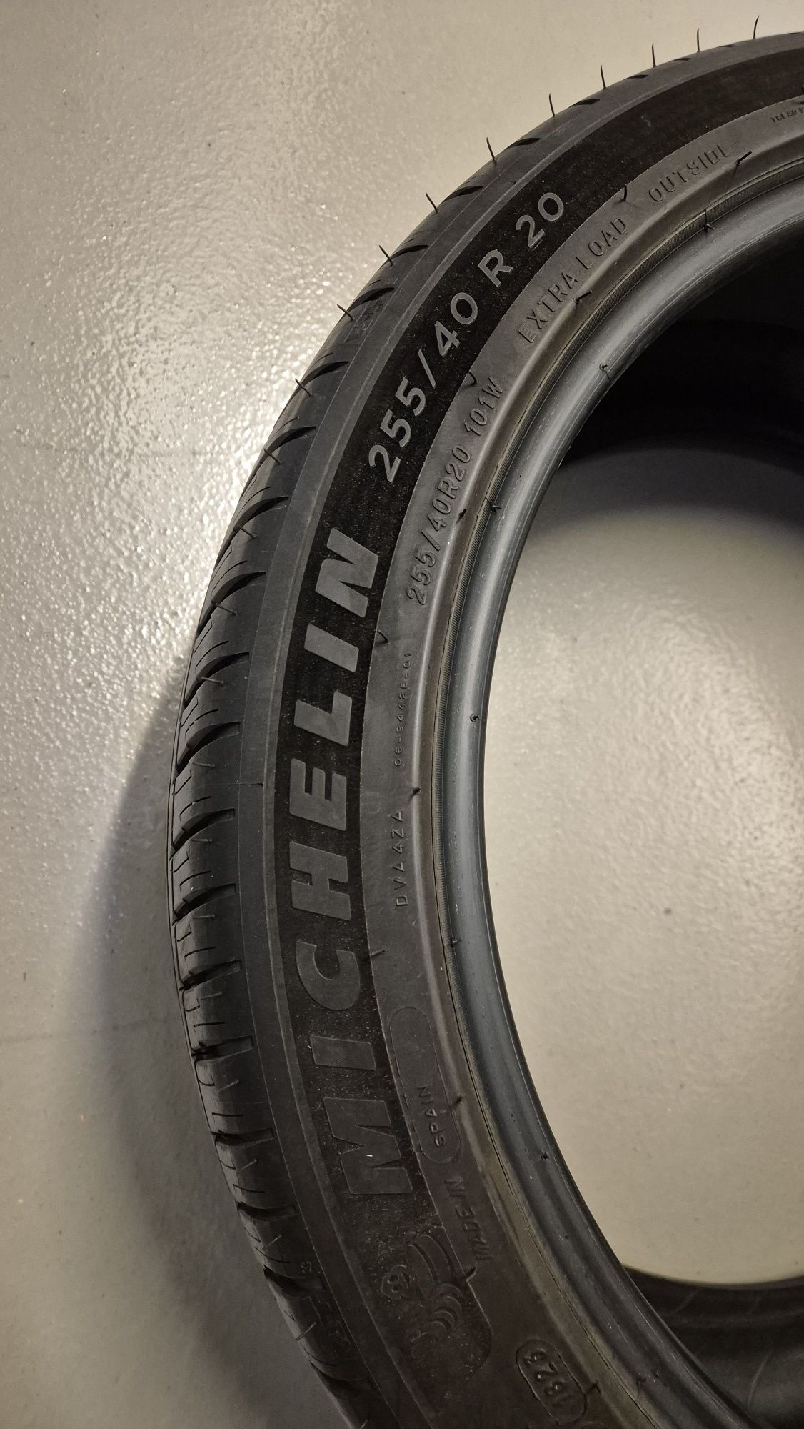 Opony Michelin 255/40 R20 101W Extra Load x 4 szt. Prawie nówki!