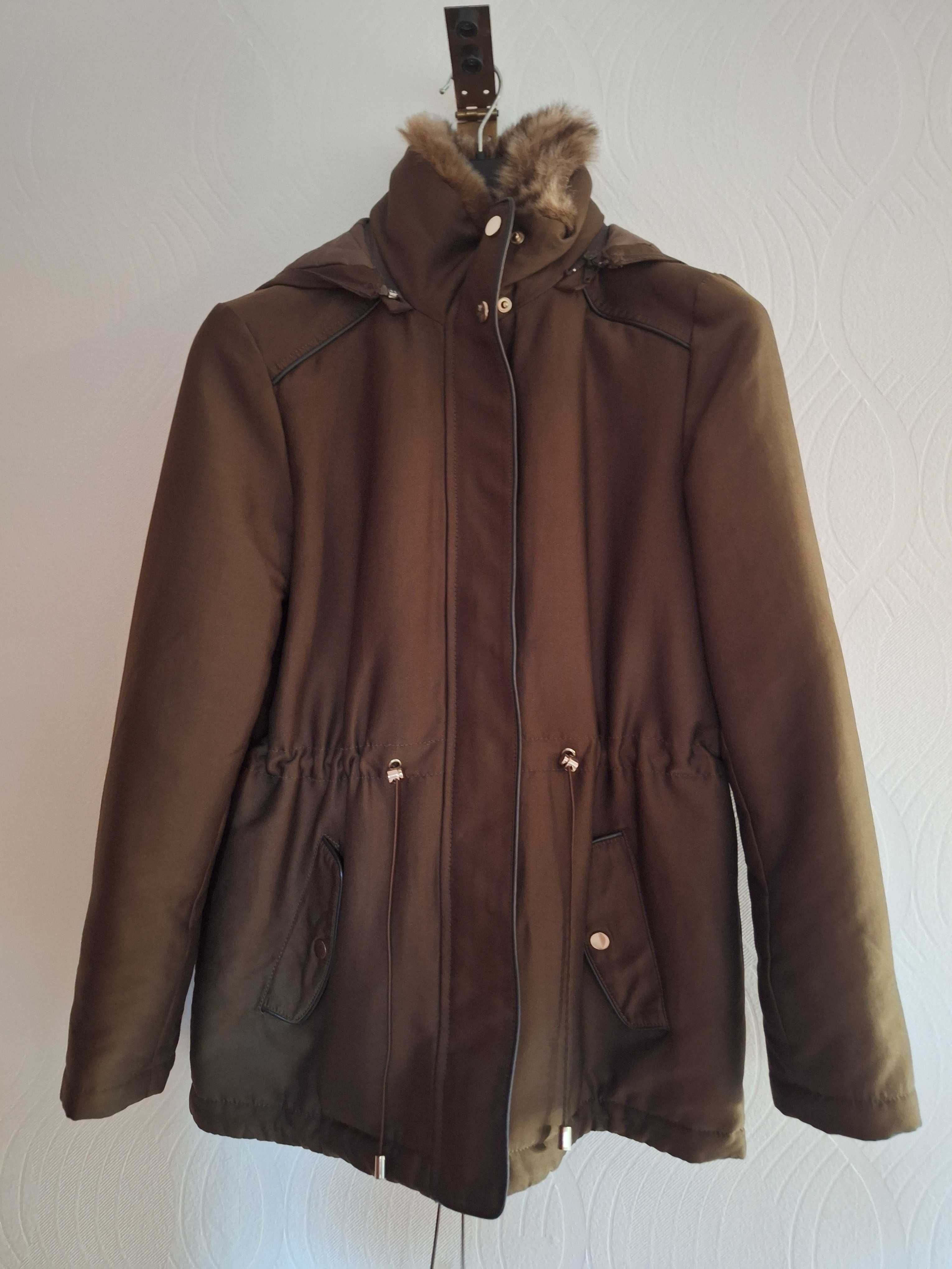 Kurtka zimowa Orsay kolor ciemnozielony khaki, rozm. 38