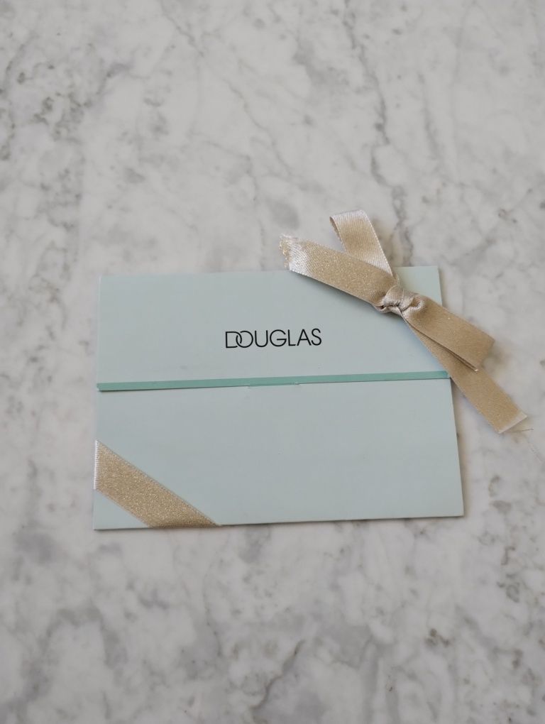 Douglas karta podarunkowa o wartości 600 zł