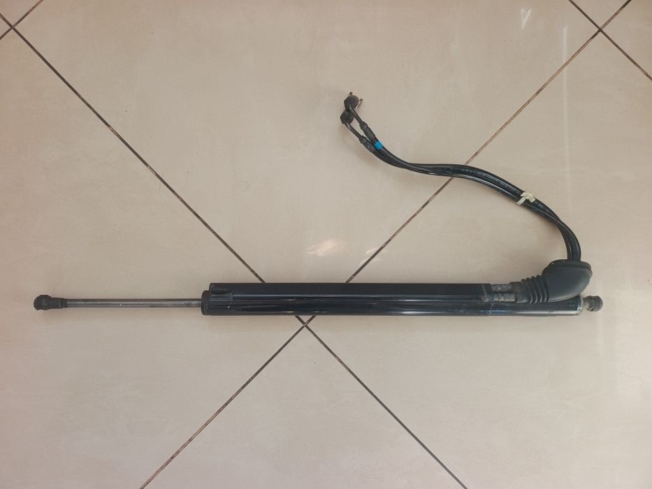 Siłownik hydrauliczny opel insignia