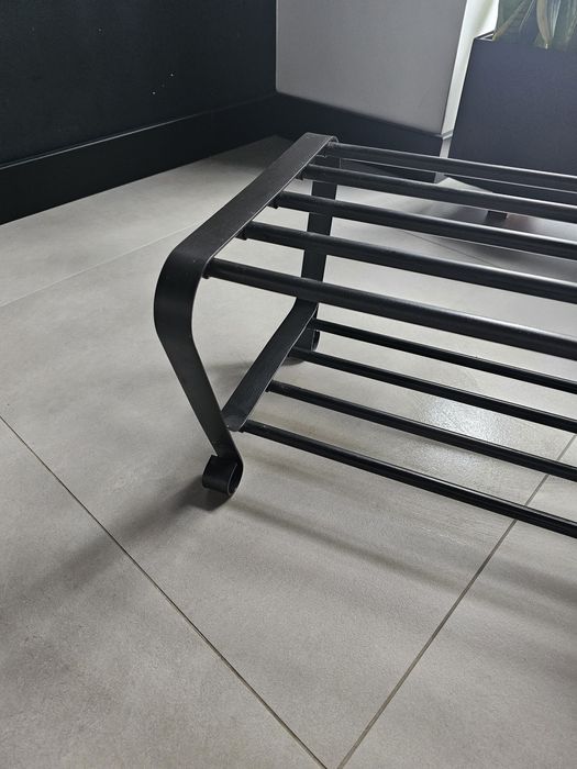 Metalowa półka na buty ikea